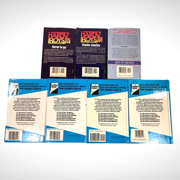 Lot Of 7 Hardy Boys by Franklin Dixon, 4 Hardback, 3 Paperback. - Picture 3 of 3